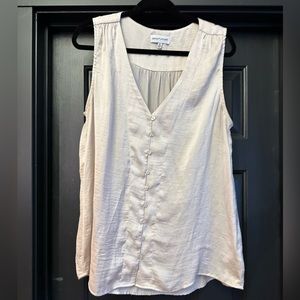 Darling shell for all your different color suits!